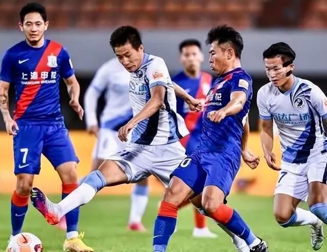 中超俱乐部爆料事件最新,真相与争议交织 第2张 中超俱乐部爆料事件最新,真相与争议交织 第2张