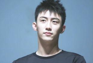 制片人青烟爆料黄景瑜视频,青烟制片人揭秘幕后真相  第3张