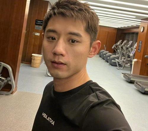 网友爆料景甜张继科视频,甜蜜互动引网友热议 第3张 网友爆料景甜张继科视频,甜蜜互动引网友热议 第3张