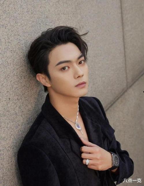 白鹿和许凯最新爆料,甜蜜互动引粉丝尖叫，剧情走向再掀热议